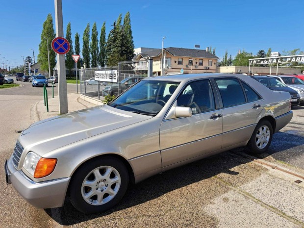 Mercedes-Benz S-Osztly 300 SE 3.2 Rozdamentes....