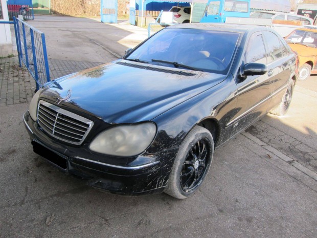 Mercedes-Benz S W220 bontott alkatrszek