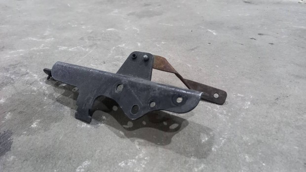 Mercedes Benz Sprinter 00- Motor bal oldaln fm tart konzol bak 6252