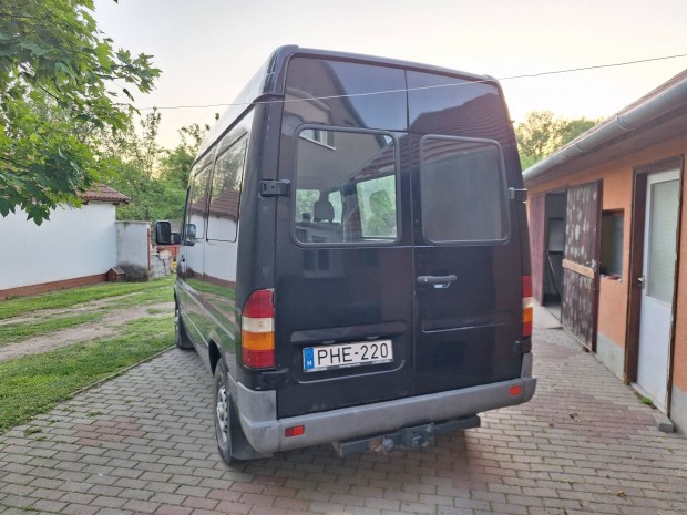 Mercedes-Benz Sprinter 213 CDI 902.6 KA Magastető. Tetőablak. Rövid
