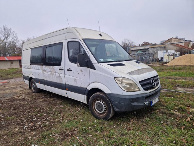 Mercedes-Benz Sprinter 311 CDI 906.735.13 7 SZE...