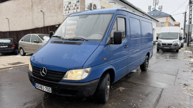 Mercedes-Benz Sprinter 313 CDI 903.672