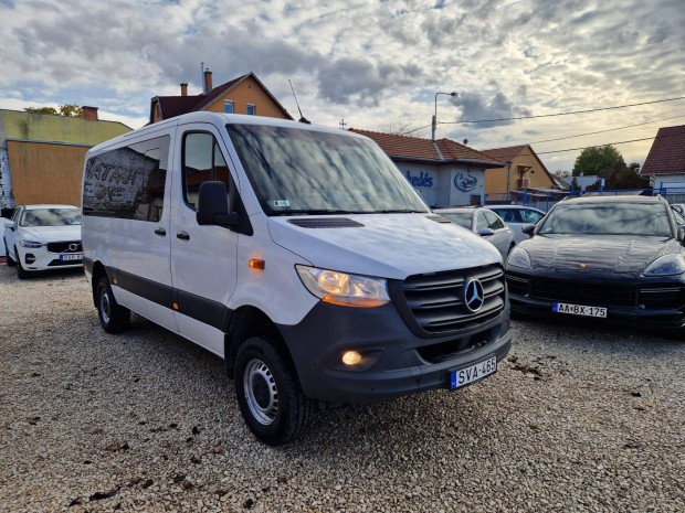 Mercedes-Benz Sprinter 316 CDI Tourer 907.735.1...