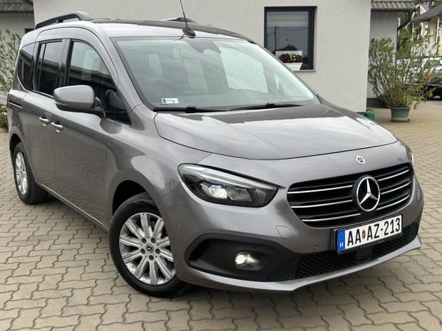 Mercedes-Benz T-Oszt�ly T 180 d Progressive 7G-...