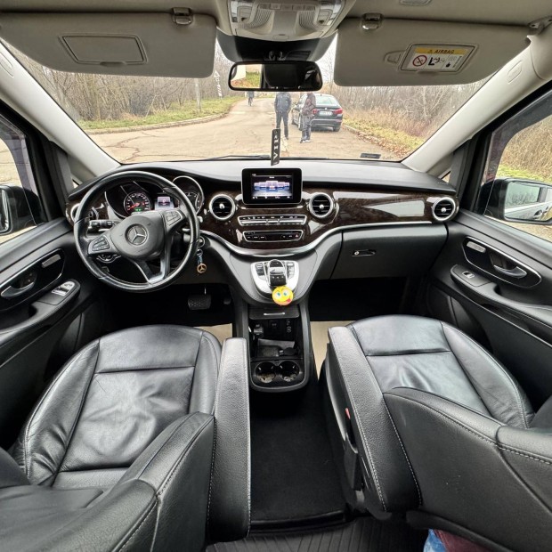 Mercedes-Benz V-Osztály V 250 Bluetec d Avantga...