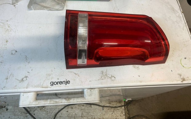 Mercedes-Benz V oszt�ly W447 h�ts� l�mpa