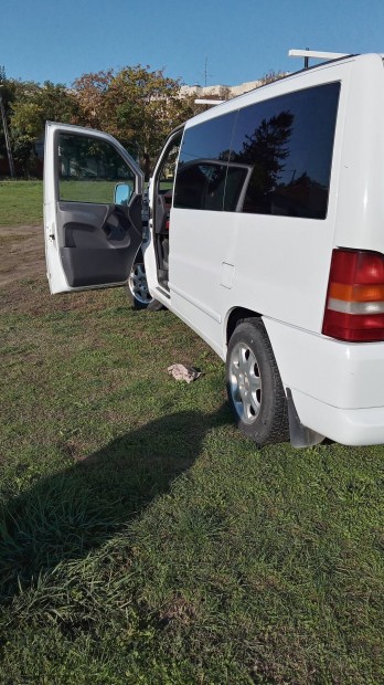 Mercedes Benz Vito 