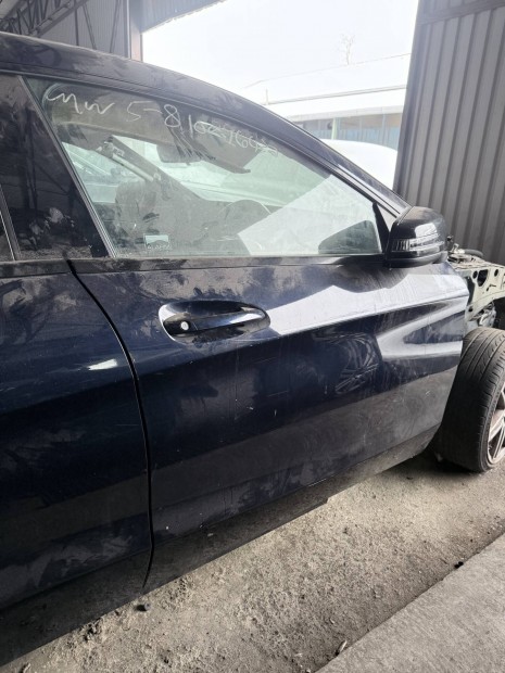 Mercedes Benz W117 CLA jobb els� ajt�