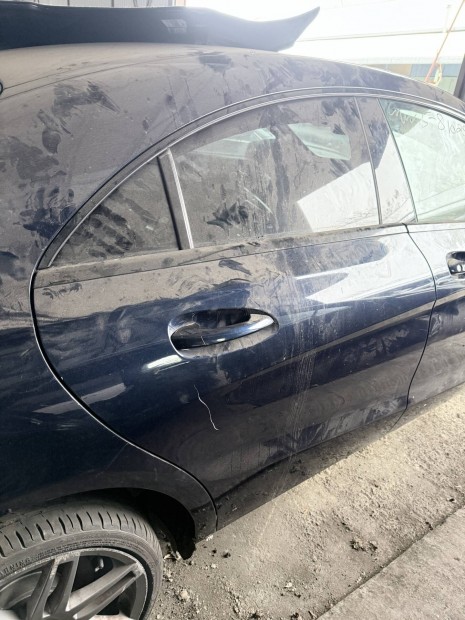 Mercedes Benz W117 CLA jobb h�ts� ajt�