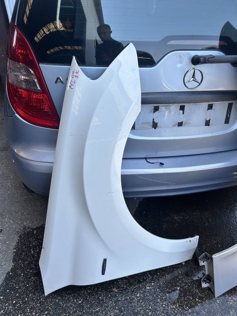 Mercedes Benz W164 ML jobb első sárvédő