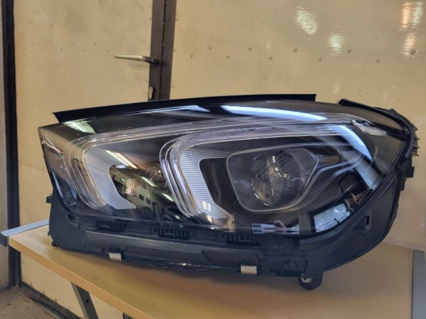 Mercedes Benz W167 Gle Bal első fényszóró A1679065508