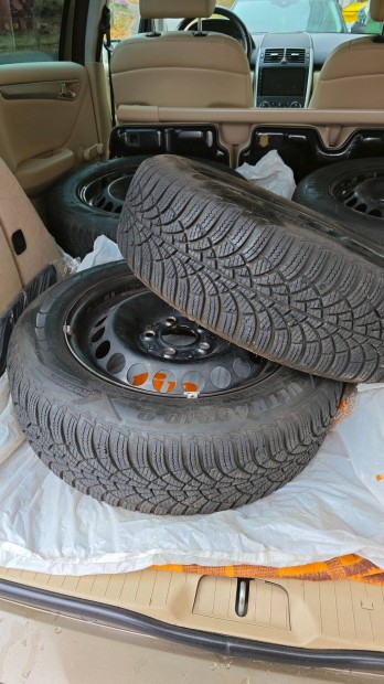 Mercedes Benz W169 tli gumi felnivel egytt elad