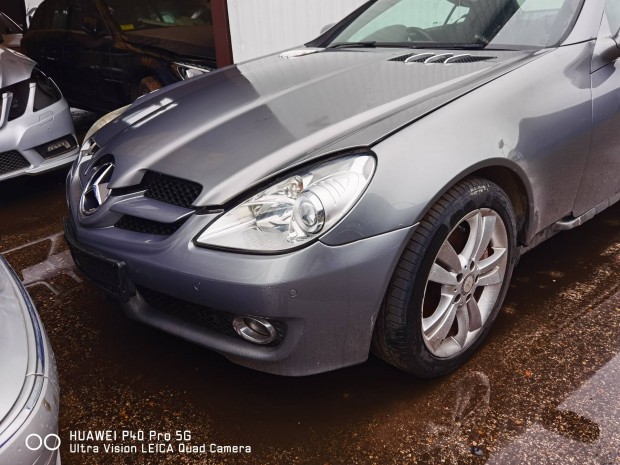 Mercedes Benz W171 SLK facelift komplett csavaros eleje 