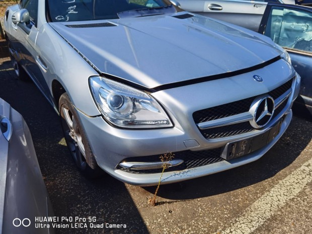 Mercedes Benz W172 SLK komplett csavaros eleje 