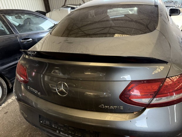 Mercedes Benz W205 C coupe csomagt�r ajt�