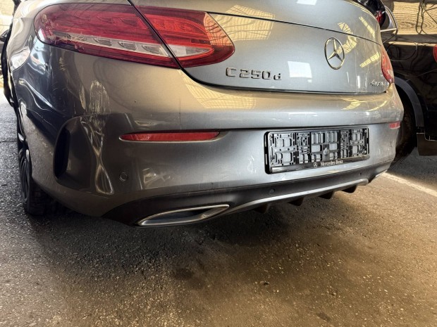 Mercedes Benz W205 C coupe h�ts� l�kh�r�t�