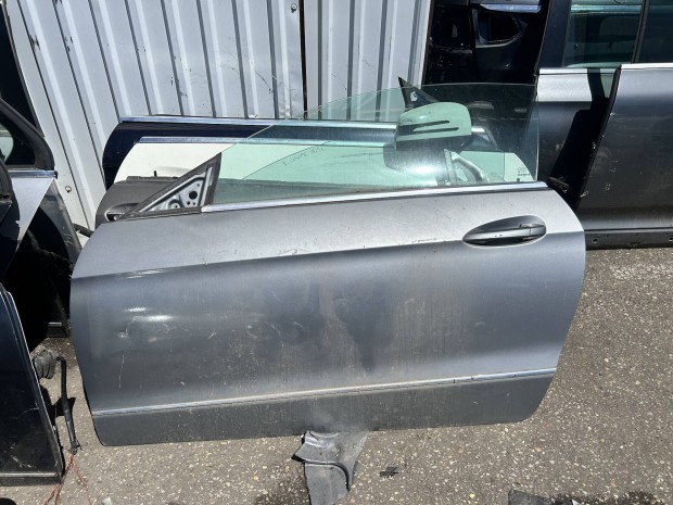 Mercedes Benz W207 E coupe bal ajt