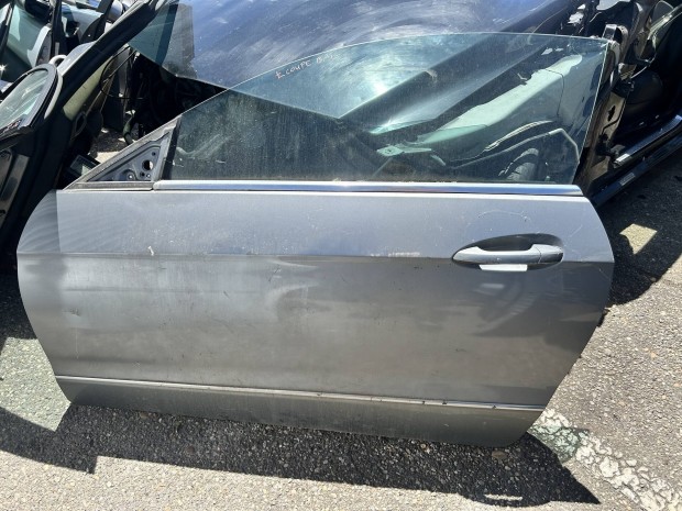 Mercedes Benz W207 E coupe bal oldali ajt