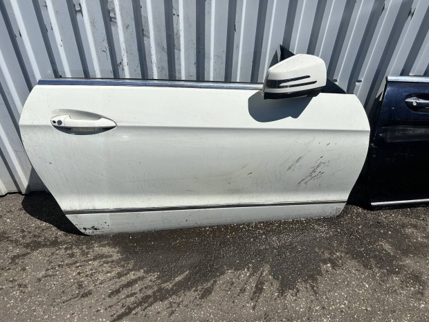 Mercedes Benz W207 E coupe jobb oldali ajt