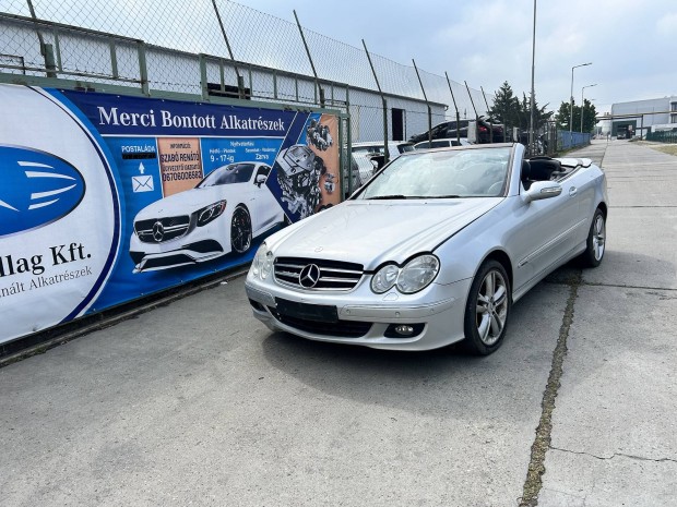 Mercedes Benz W209 CLK cabrio 350 V6 M272 Bontás