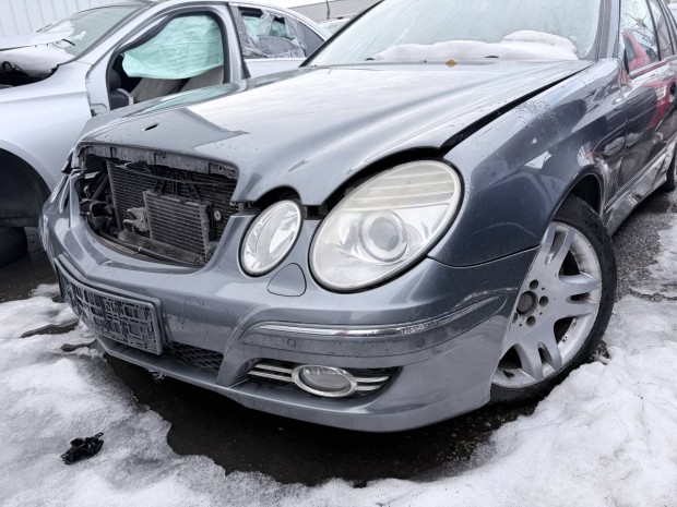 Mercedes Benz W211 E els� l�kh�r�t�
