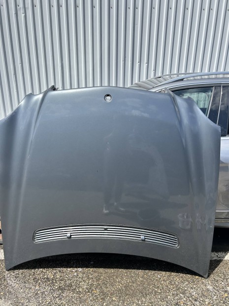 Mercedes Benz W211 E motorháztető