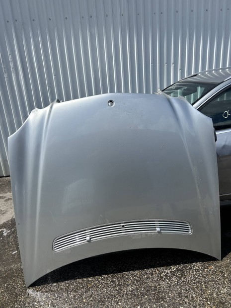 Mercedes Benz W211 E motorháztető