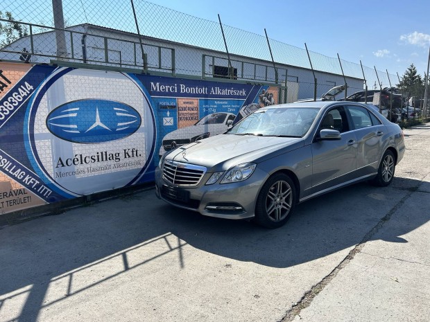 Mercedes Benz W212 E220CDI OM651924 Bonts