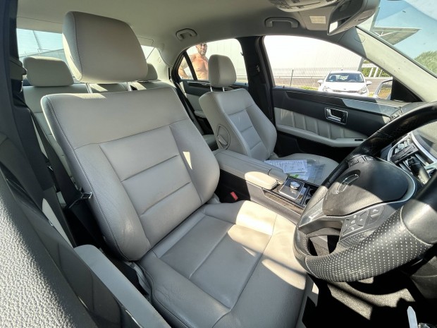 Mercedes Benz W212 E első ülések