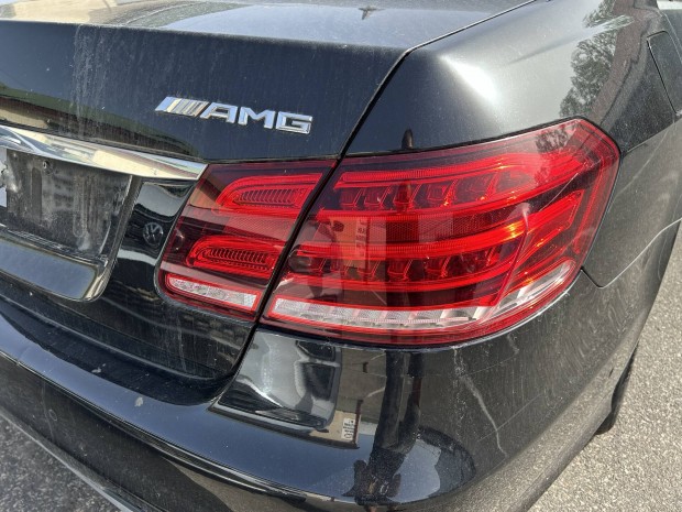 Mercedes Benz W212 E jobb hts facelift lmpa