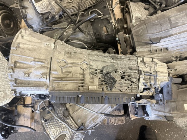 Mercedes Benz W213 E220d 725058 automata v�lt� 4Matic