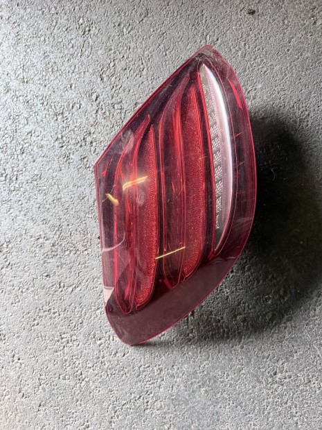 Mercedes Benz W213 E bal h�ts� l�mpa