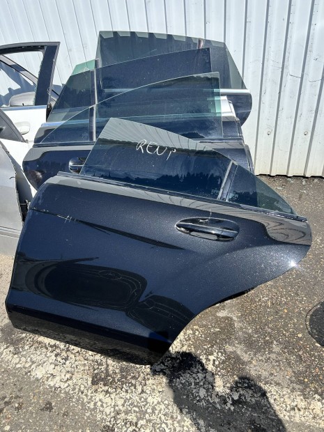 Mercedes Benz W218 CLS bal hátsó ajtó