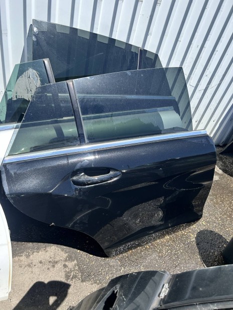 Mercedes Benz W218 CLS jobb hts ajt