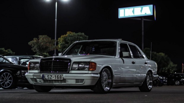 Mercedes-Benz W 126 300se