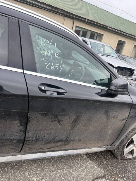 Mercedes Benz X156 GLA jobb első ajtó