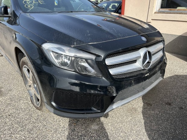 Mercedes Benz X156 GLA komplett csavaros eleje