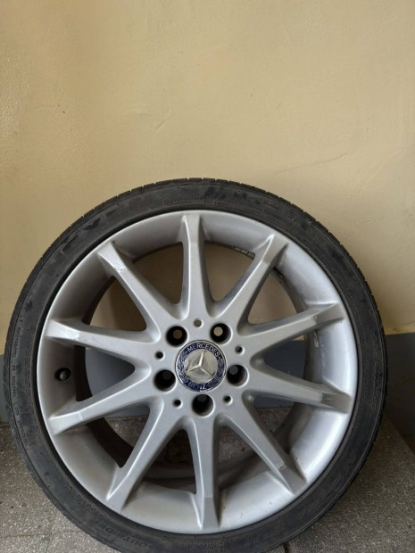 Mercedes Benz  17 alufelni nyri gumikkal