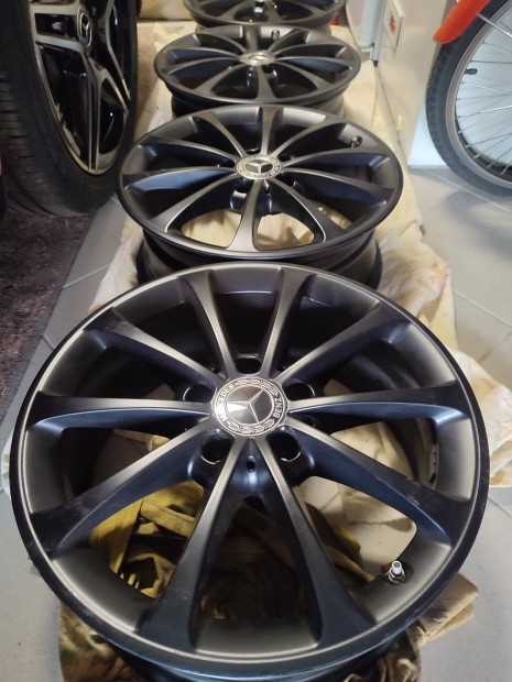 Mercedes Benz Alufelni szett 4db Új/Selyemfenyű/17''