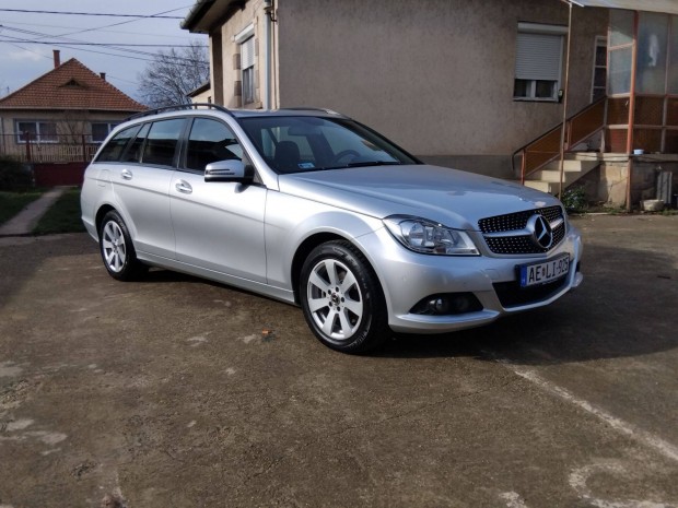 Mercedes-Benz. C 220 T CDI Kombi