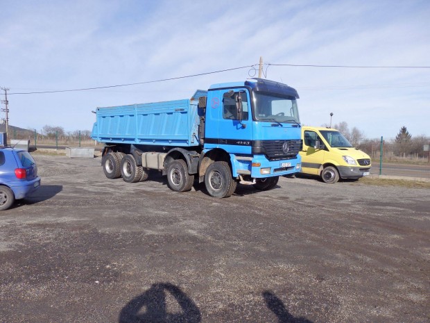 Mercedes Benz teherg�pkocsi