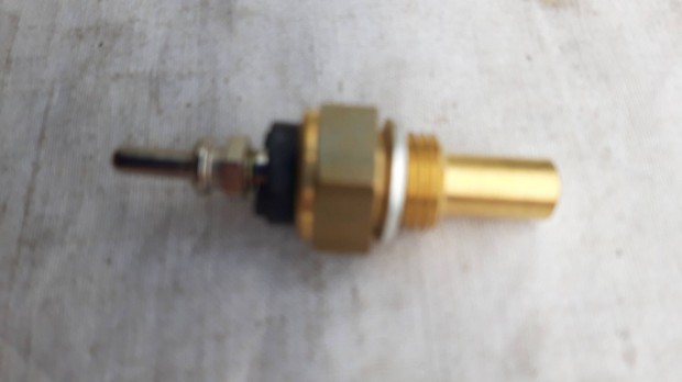 Mercedes Benz vizhőmérséklet érzékelő W123,W124,W631,W116 új