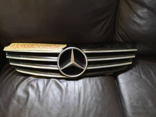 Mercedes-Benz w209 hűtőrács