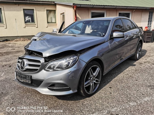 Mercedes Benz w212 E facelift 350CDI OM642842 bonts