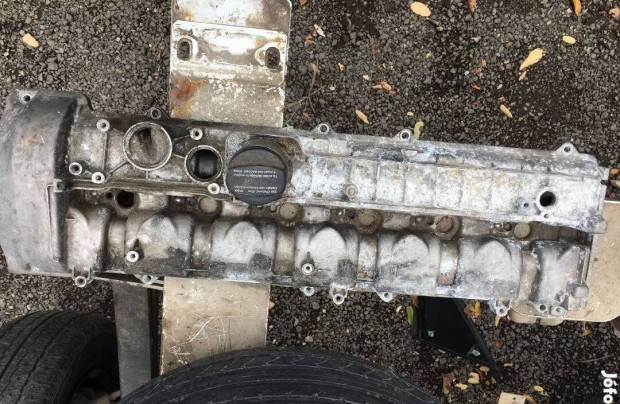 Mercedes CDI 320 szelepfedél sor hatos posta megoldható