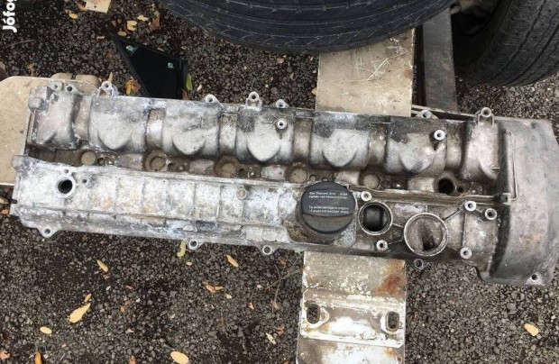 Mercedes CDI 320 szelepfedél sor hatos posta megoldható