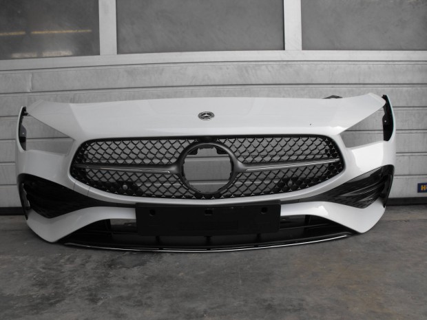 Mercedes CLA W118 C118 facelift AMG első lökhárító lökő 2023- A1188809