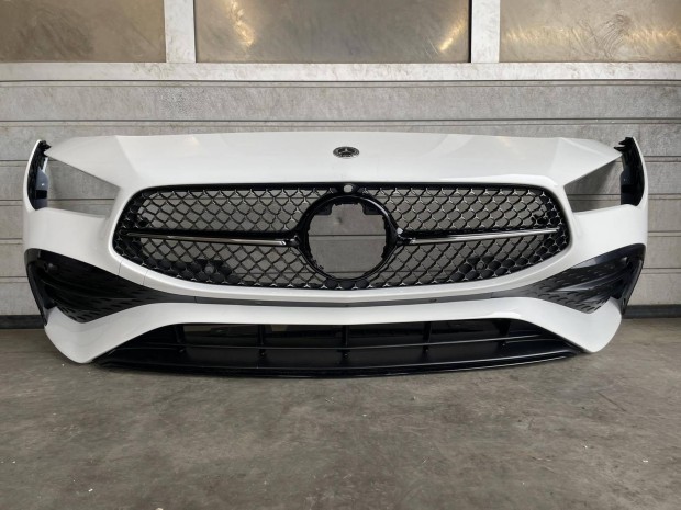 Mercedes CLA W118 C118 facelift AMG első lökhárító lökő 2023- A1