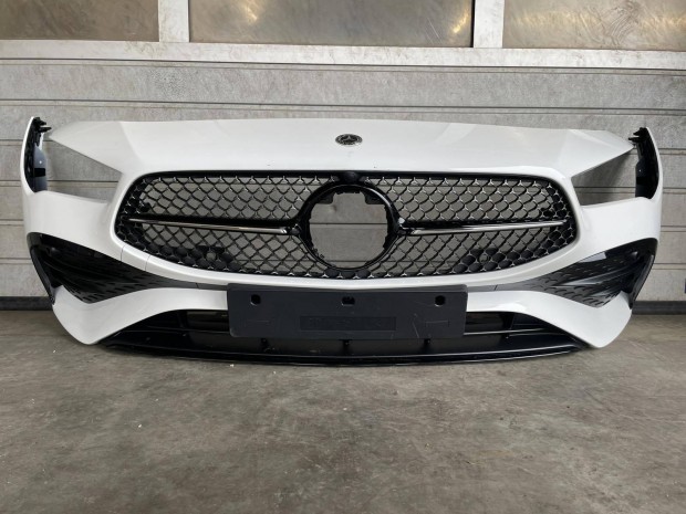 Mercedes CLA W118 C118 facelift AMG első lökhárító lökő 2023- A1