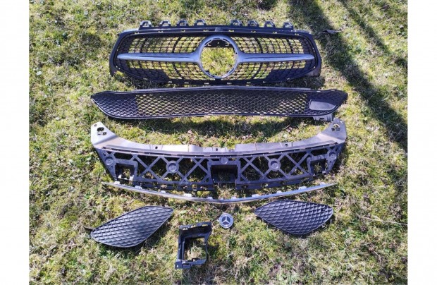 Mercedes CLA oszt�ly els� l�kh�r�t� bet�tek gy�ri 2013 -